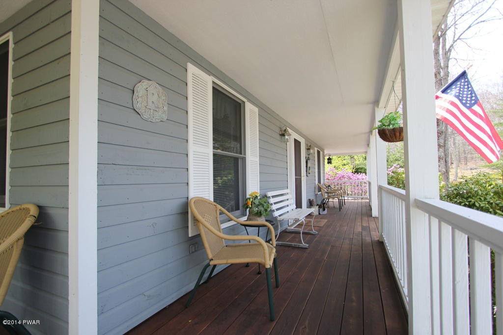 112 Sunset Way Milford, PA 18337 - Photo 38 of 44