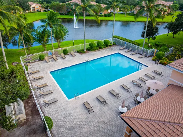 $215,000 | 151 Southwest Palm Drive, Unit 208, Port St. Lucie, FL 34986