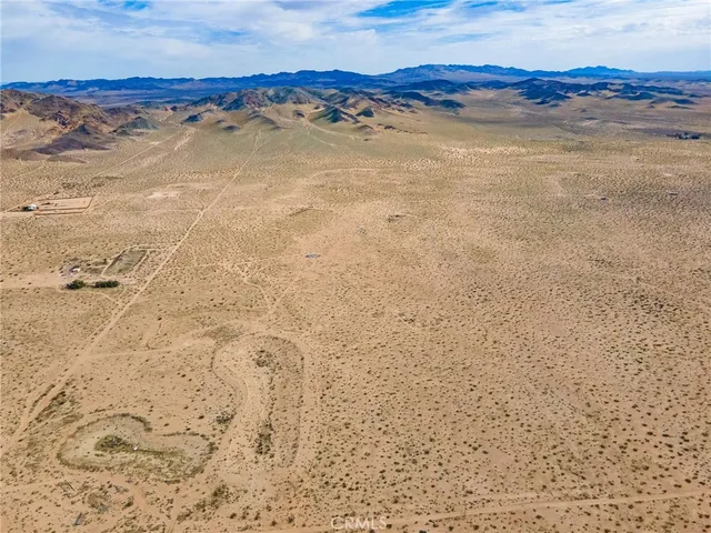 $25,000 | 123 Bobcat Lane, Newberry Springs, CA 92365