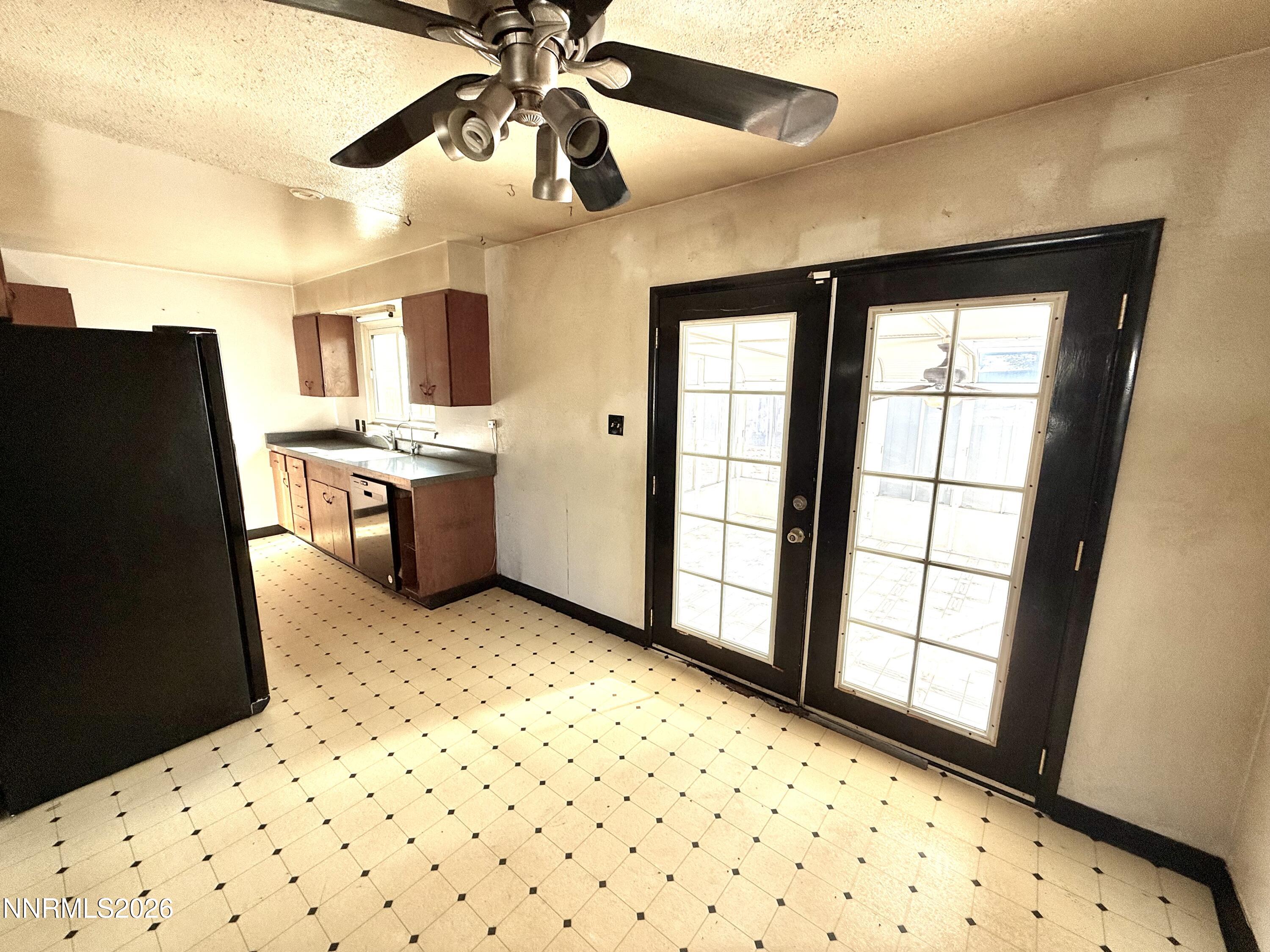 1190 Barstow Street Reno, NV 89512 - Photo 8 of 28 IMG_4434