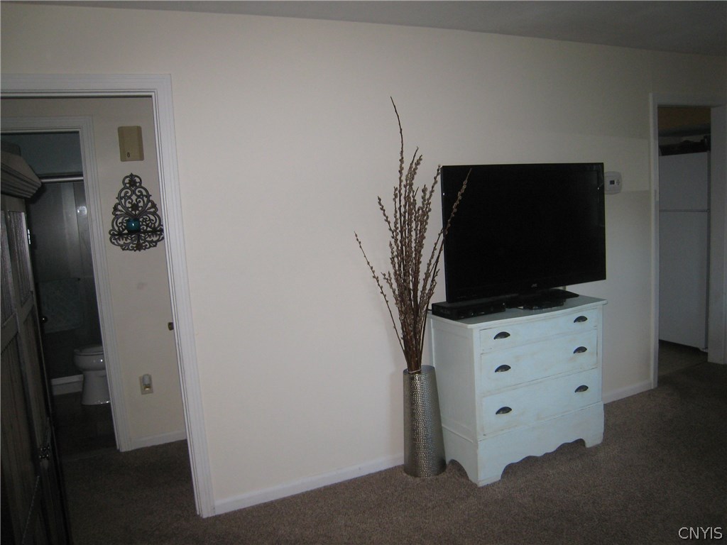 202 Ardmore Road Geddes, NY 13219 - Photo 5 of 24