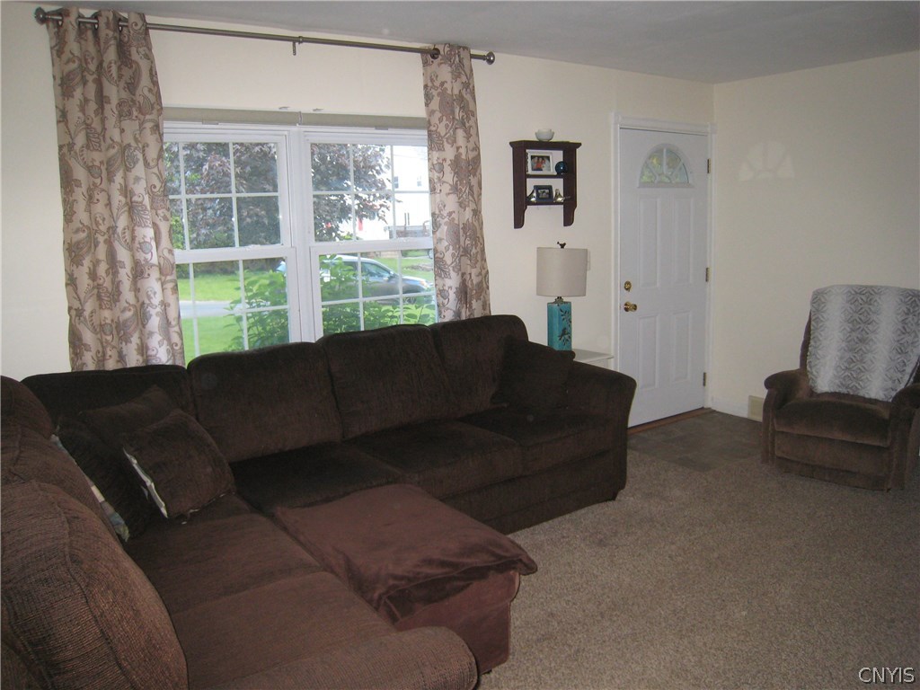 202 Ardmore Road Geddes, NY 13219 - Photo 6 of 24