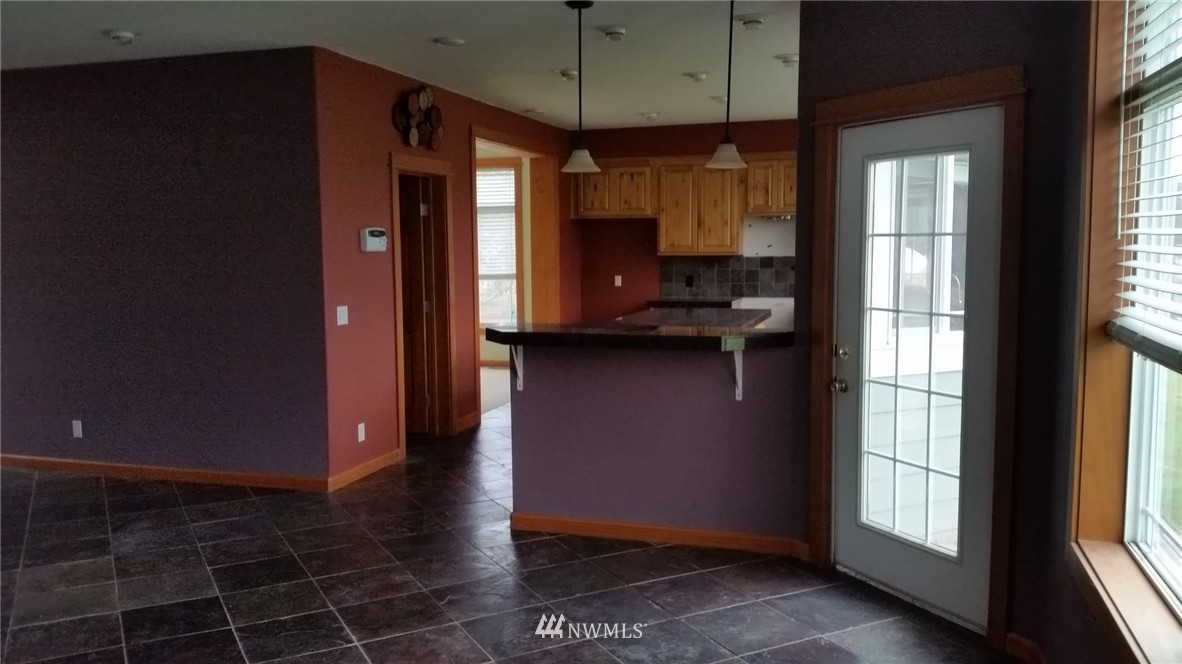 23905 Hoogdal Road Sedro-Woolley, WA 98284 - Photo 5 of 20 Gallery Image 5