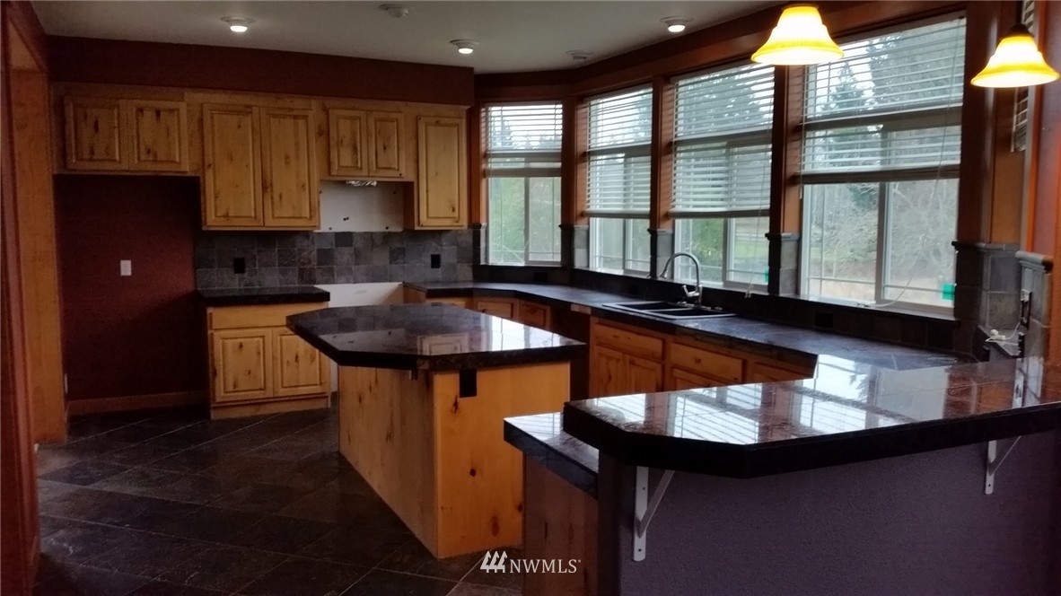 23905 Hoogdal Road Sedro-Woolley, WA 98284 - Photo 6 of 20 Gallery Image 6