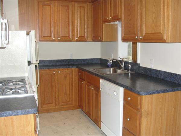 118 Fuller Road Weymouth, MA 02191 - Photo 9 of 25