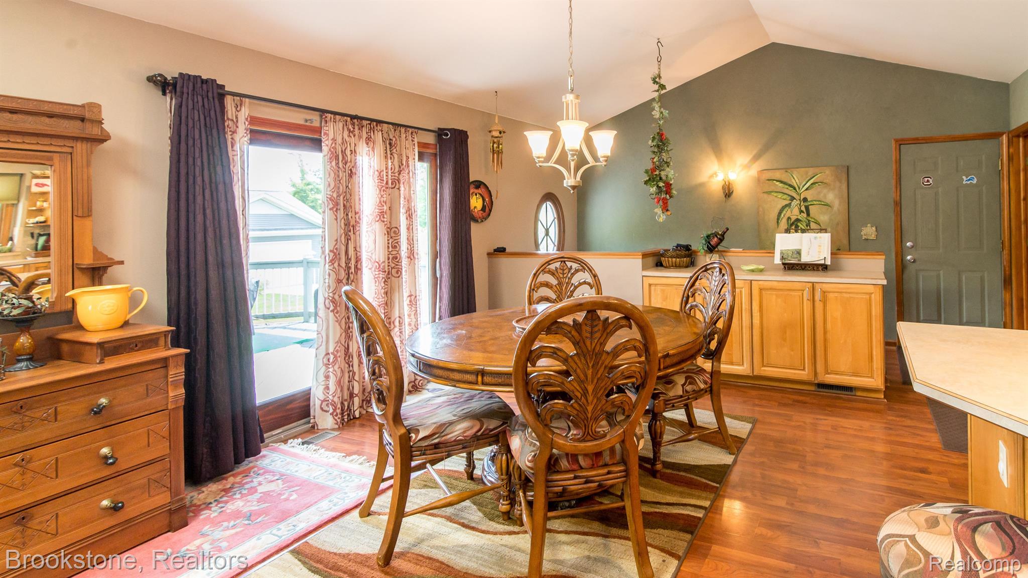23715 Carleton West Road Belleville, MI 48111 - Photo 12 of 45
