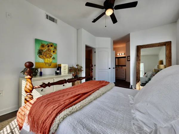 $2,300 | 1300 Park W Boulevard, Unit 818, Mount Pleasant, SC 29466