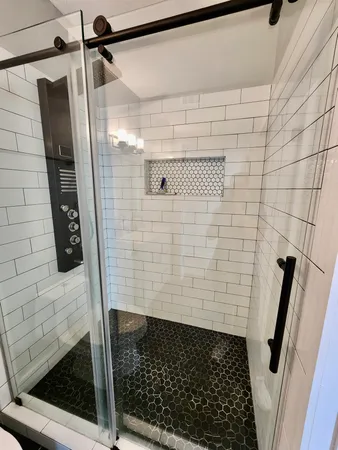 $2,300 | 1300 Park W Boulevard, Unit 818, Mount Pleasant, SC 29466