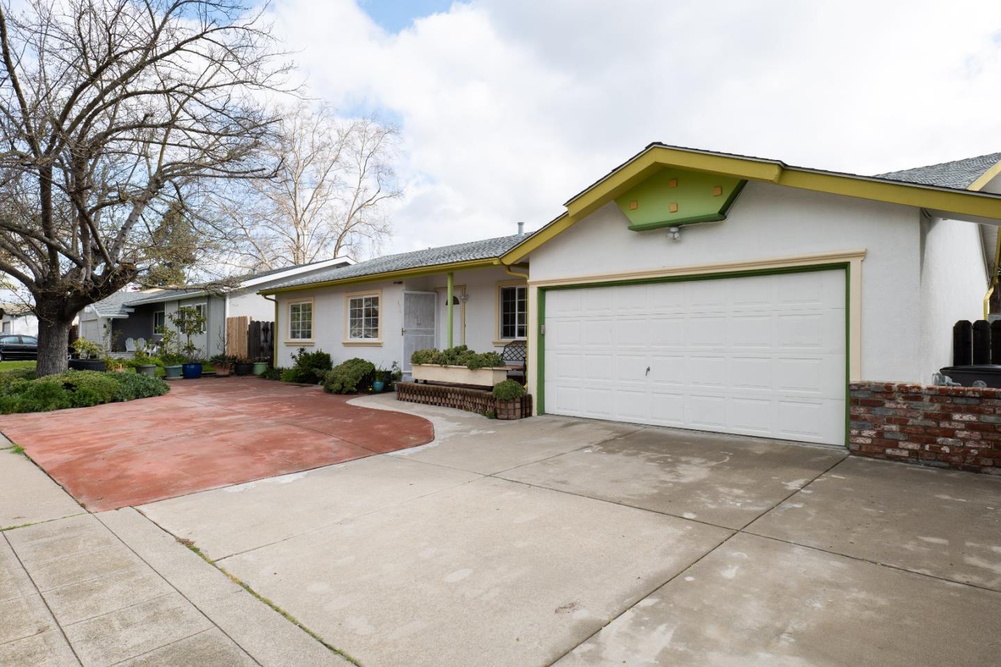 8567 Galindo Drive Dublin, CA 94568 - Photo 33 of 41 a front view of a house with a garden