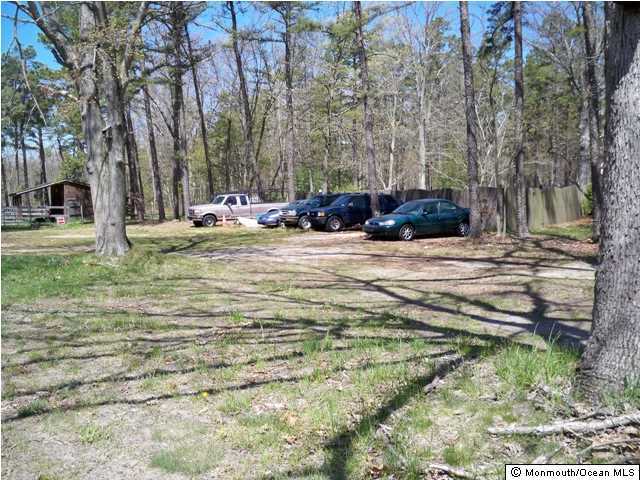 92 Toms River Road Jackson, NJ 08527 - Photo 6 of 8 a view of a house with a yard