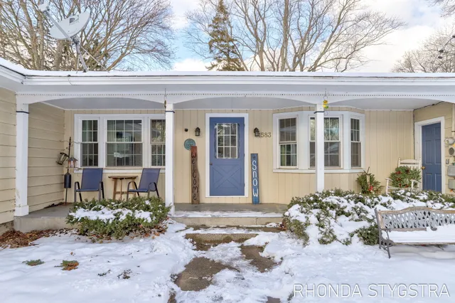 $349,900 | 1583 Jerome Street, Holland, MI 49423