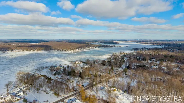 $349,900 | 1583 Jerome Street, Holland, MI 49423