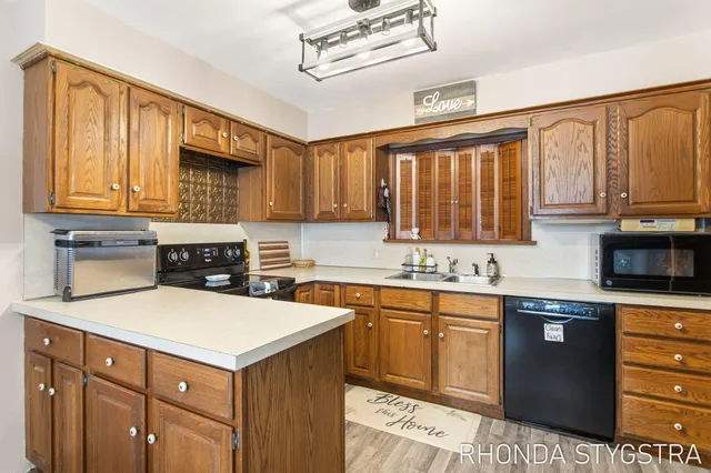 $349,900 | 1583 Jerome Street, Holland, MI 49423