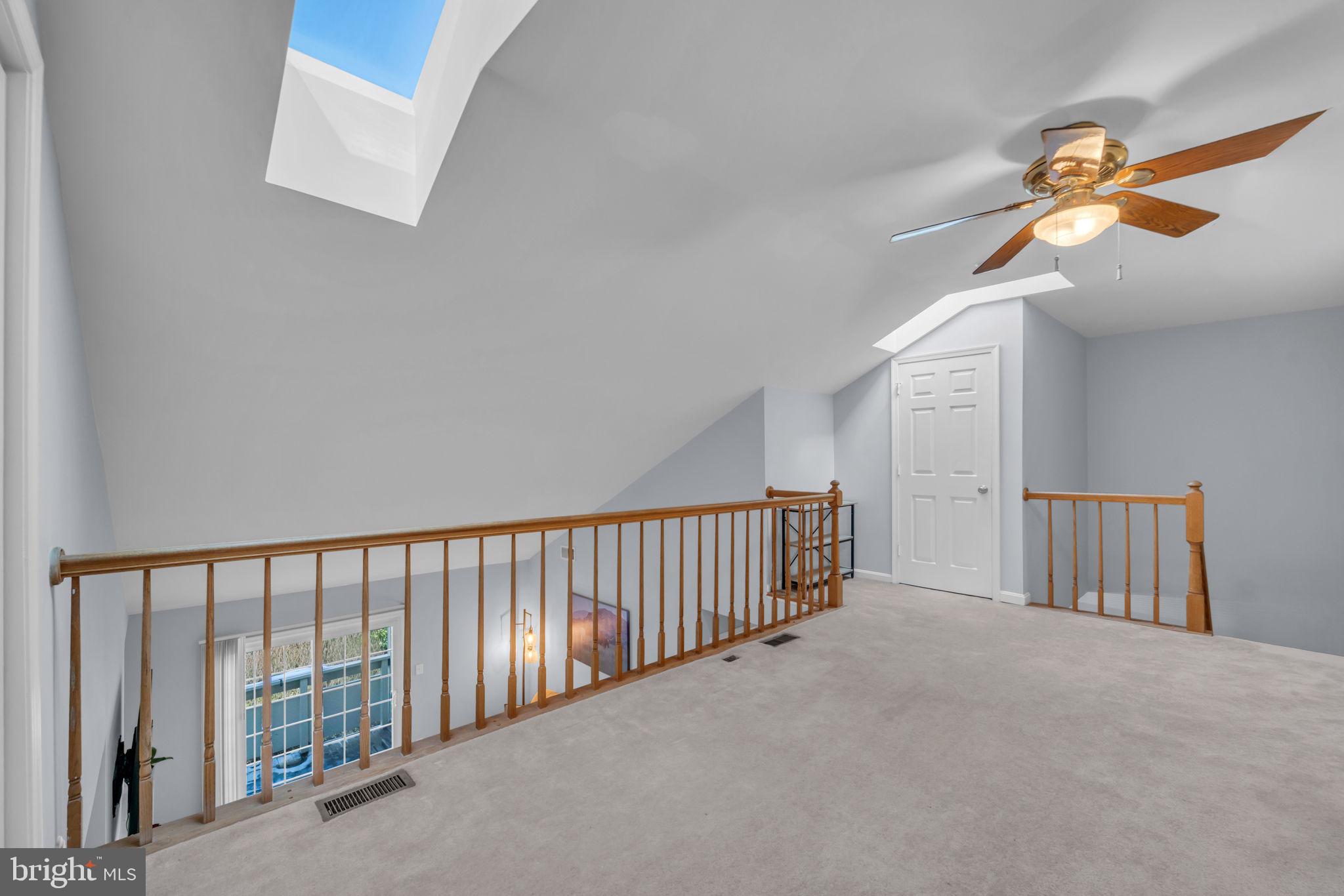 2233 Lovedale Lane, Unit L Reston, VA 20191 - Photo 16 of 18 a view of a hallway