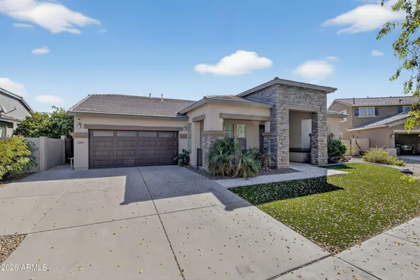 $670,000 | 2969 South Martingale Road, Gilbert, AZ 85295