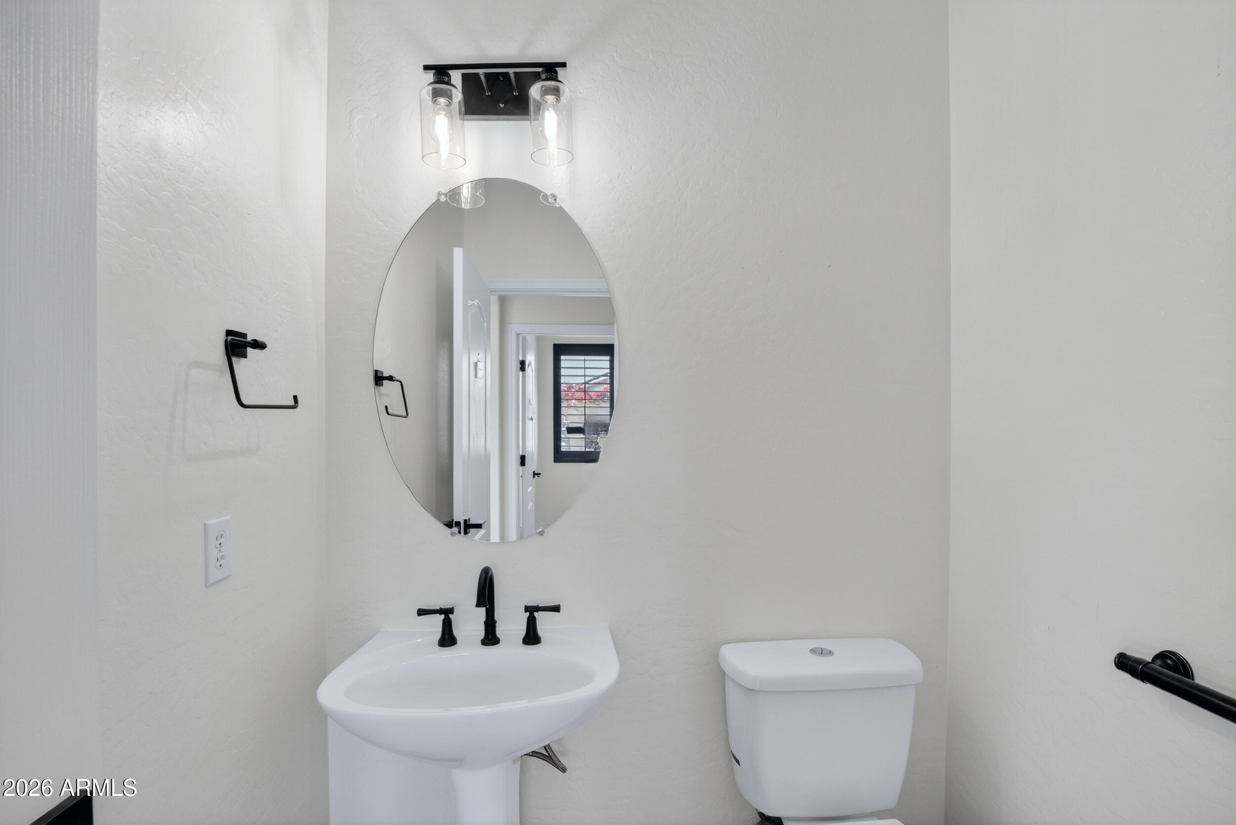 2969 South Martingale Road Gilbert, AZ 85295 - Photo 26 of 40 Extra Bathroom