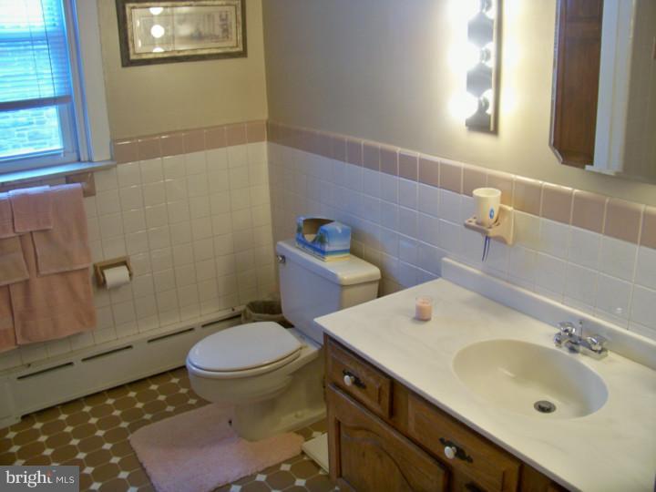 2215 Rhawn Street Philadelphia, PA 19152 - Photo 17 of 24 Bathroom