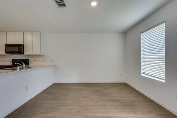 $1,575 | 926 Sandhill Crane Lane, Princeton, TX 75407