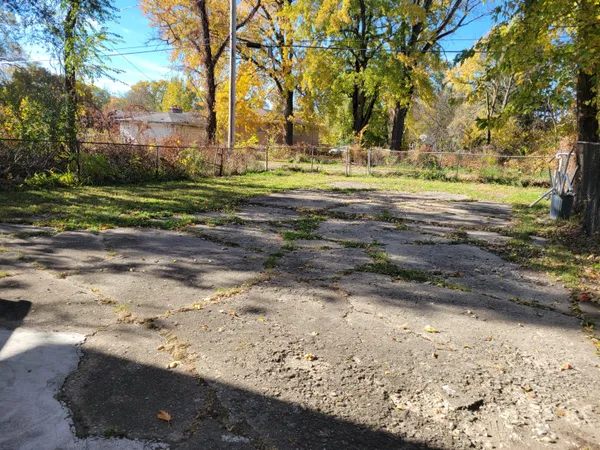 $1,350 | 4738 Delaware Street, Gary, IN 46409