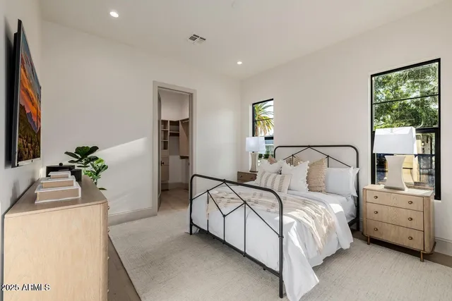 $11,145 | 3301 East Elm Street, Phoenix, AZ 85018