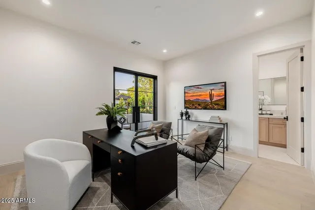 $11,145 | 3301 East Elm Street, Phoenix, AZ 85018