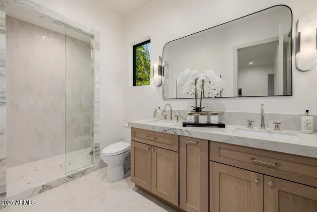 $11,145 | 3301 East Elm Street, Phoenix, AZ 85018