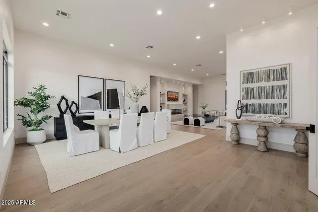 $11,145 | 3301 East Elm Street, Phoenix, AZ 85018