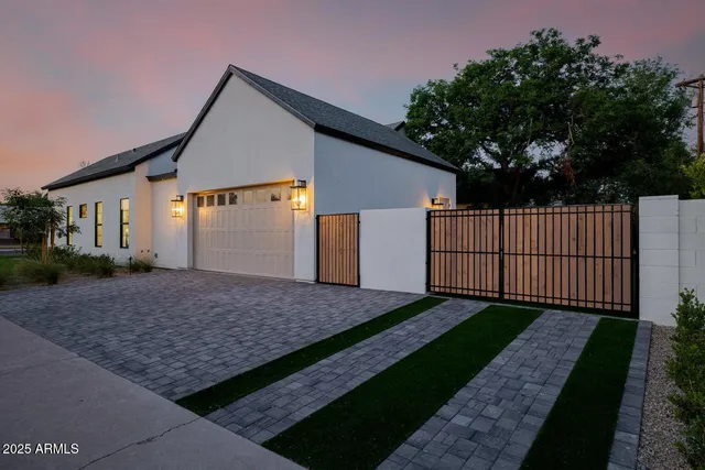 $11,145 | 3301 East Elm Street, Phoenix, AZ 85018