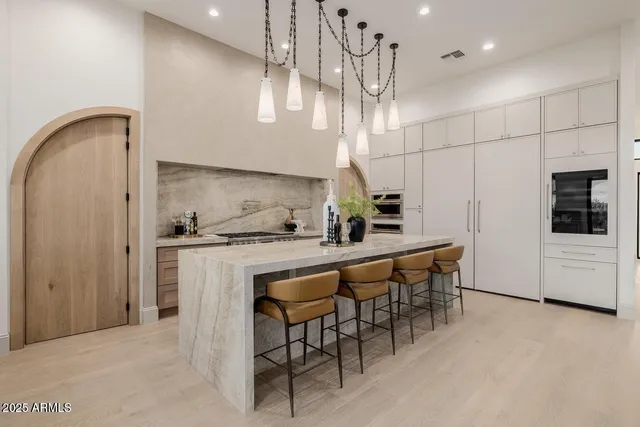 $11,145 | 3301 East Elm Street, Phoenix, AZ 85018