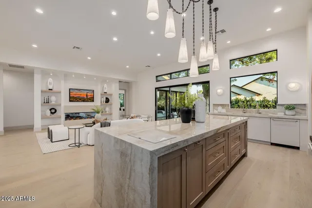 $11,145 | 3301 East Elm Street, Phoenix, AZ 85018