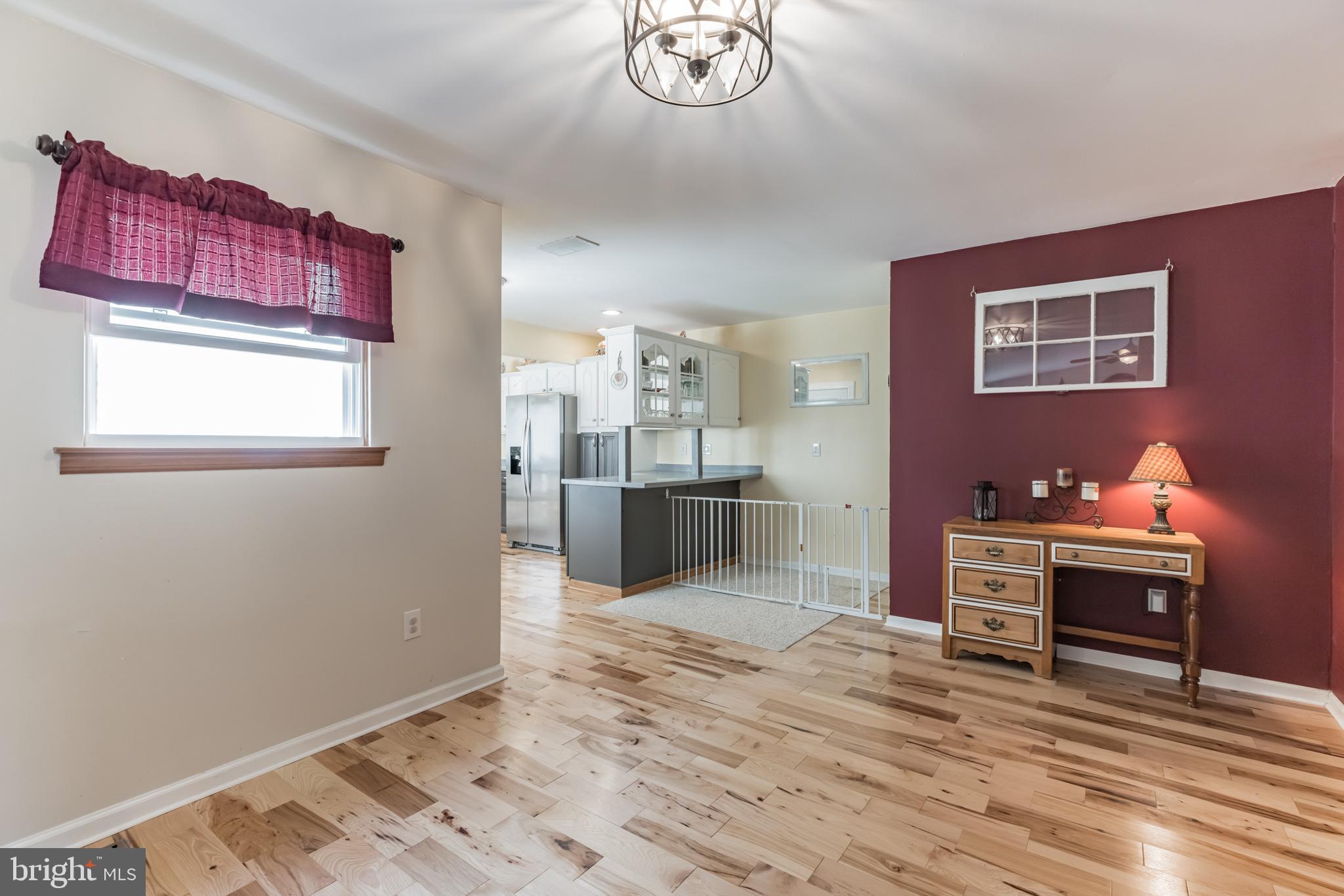 20 Hawthorne Road Sicklerville, NJ 08081 - Photo 6 of 28 Gallery Image 6