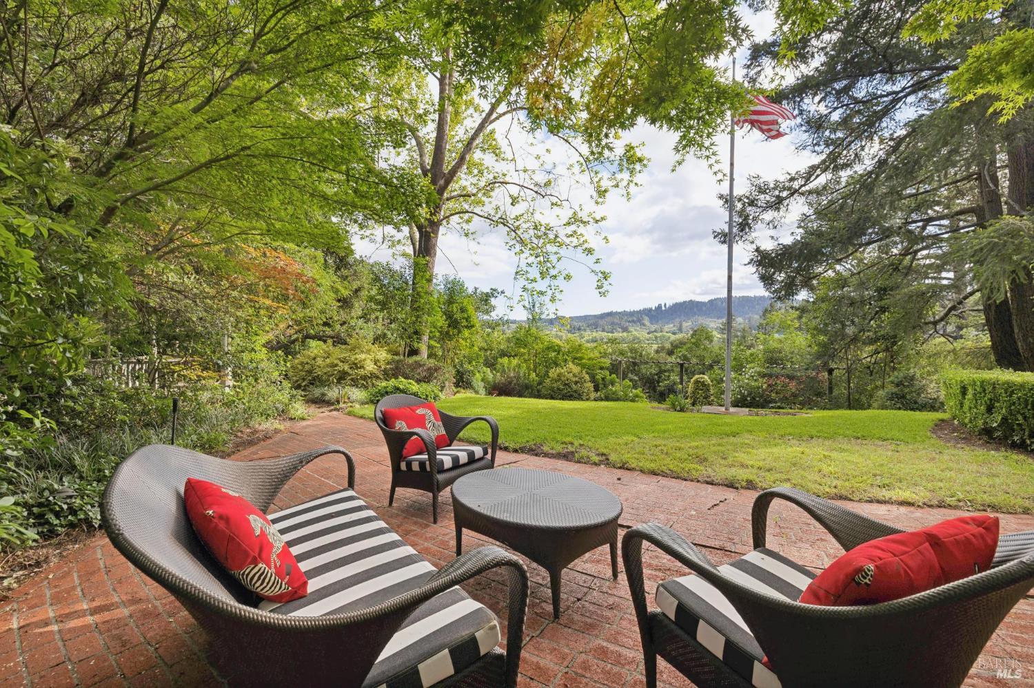 801 Dry Creek Road Healdsburg, CA 95448 - Photo 9 of 92