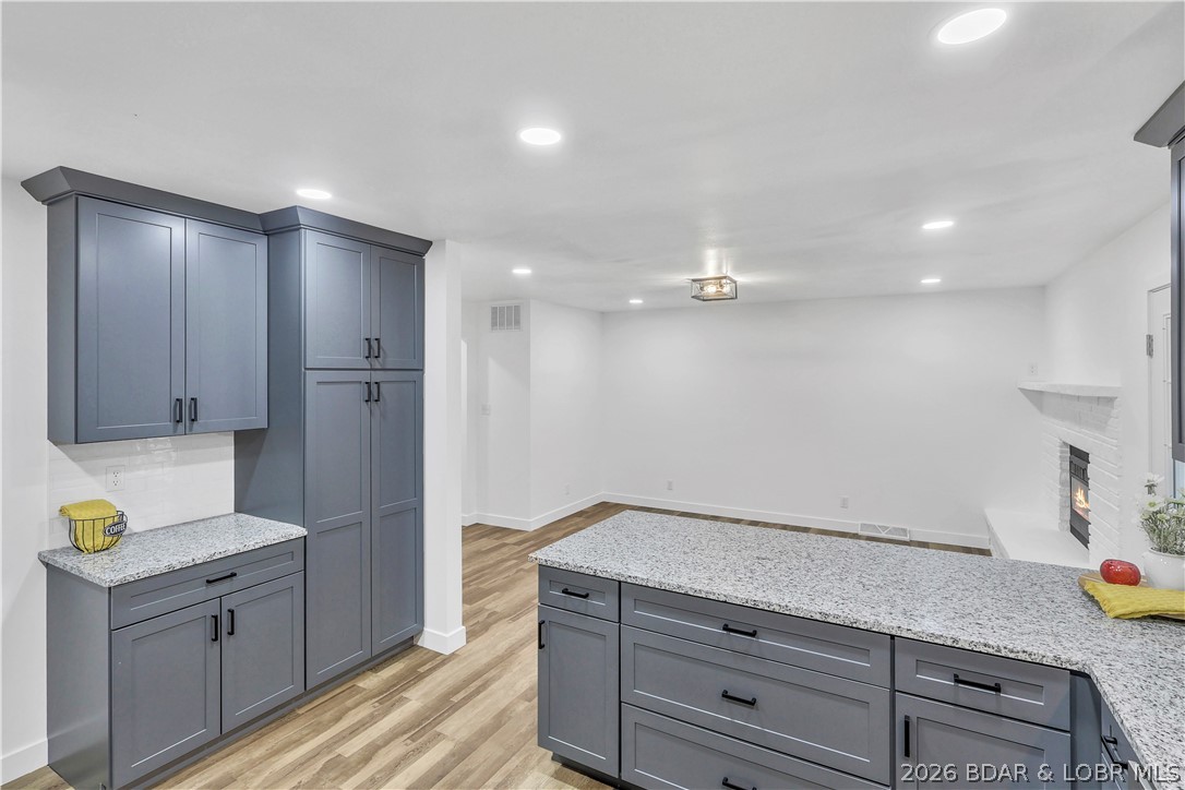 107 Lynn Avenue Eldon, MO 65026 - Photo 14 of 55 Coffee station by day