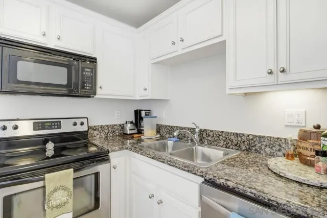 $309,000 | 800 North Mollison Avenue, Unit 42, El Cajon, CA 92021
