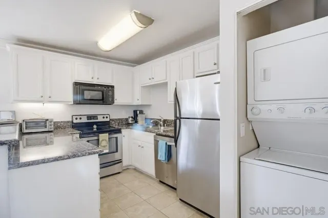 $309,000 | 800 North Mollison Avenue, Unit 42, El Cajon, CA 92021