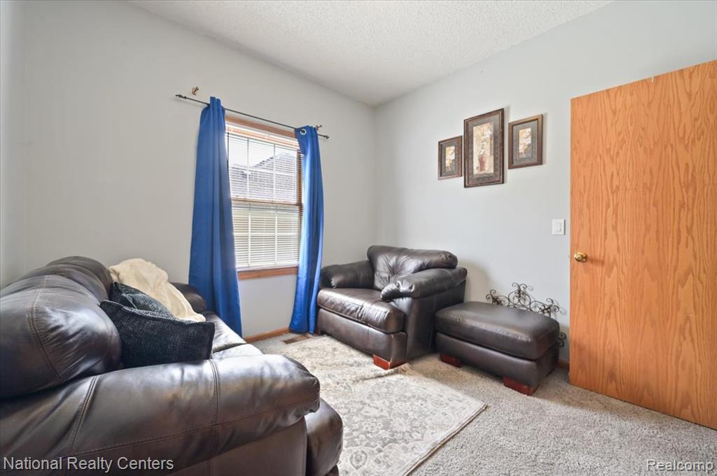 31055 Seneca Lane Novi, MI 48377 - Photo 22 of 36