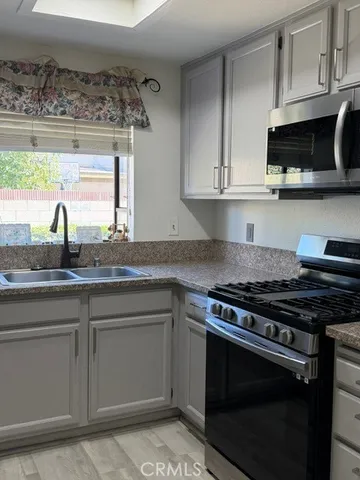 $2,650 | 1034 East 6th Street, Unit 803, Ontario, CA 91764