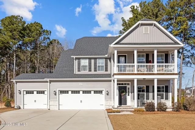 $609,000 | 2225 Three Oaks Drive, Greenville, NC 27858