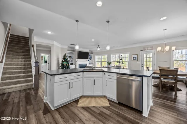 $609,000 | 2225 Three Oaks Drive, Greenville, NC 27858