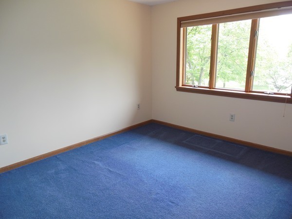 90 Allison Lane West Springfield, MA 01089 - Photo 21 of 30
