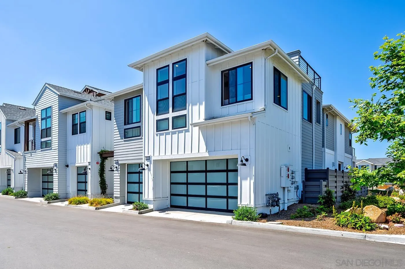 1216 Molara Lane Encinitas, CA 92024 - Photo 54 of 61