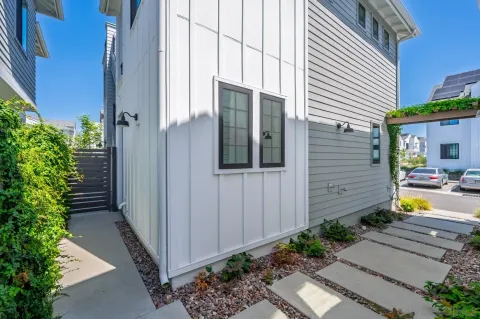 $1,499,000 | 1216 Molara Lane, Encinitas, CA 92024