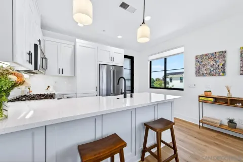 $1,499,000 | 1216 Molara Lane, Encinitas, CA 92024