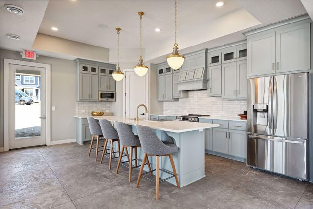 $1,895,000 | 16820 46th Avenue North, Plymouth, MN 55446