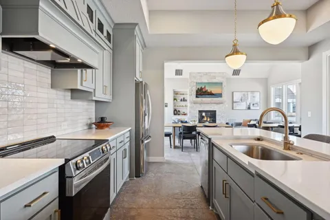 $1,895,000 | 16820 46th Avenue North, Plymouth, MN 55446