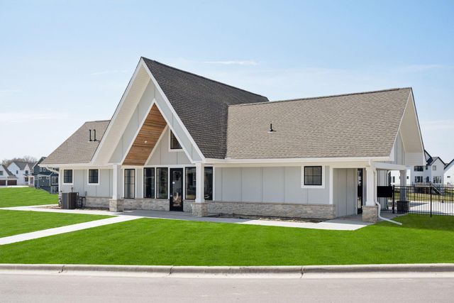 $1,895,000 | 16820 46th Avenue North, Plymouth, MN 55446