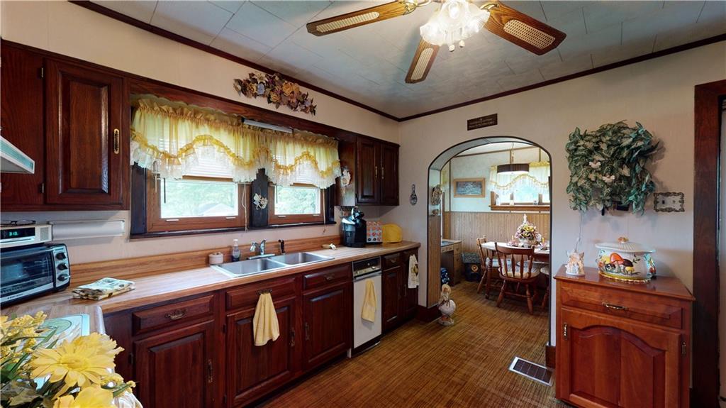 2195 Indian Head Road Champion, PA 15622 - Photo 11 of 25 Gallery Image 11