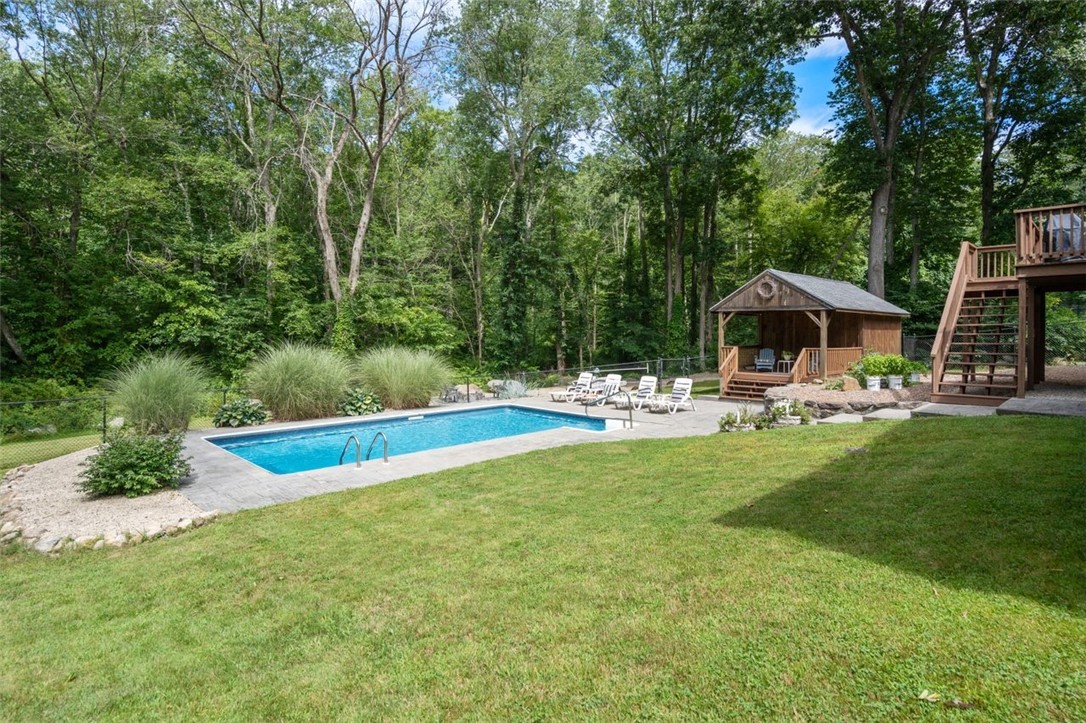 315 Sawmill Road Glocester, RI 02857 - Photo 7 of 21 315 Saw Mill Rd