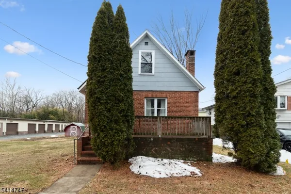 $292,000 | 19 Adams Street, Belvidere, NJ 07823