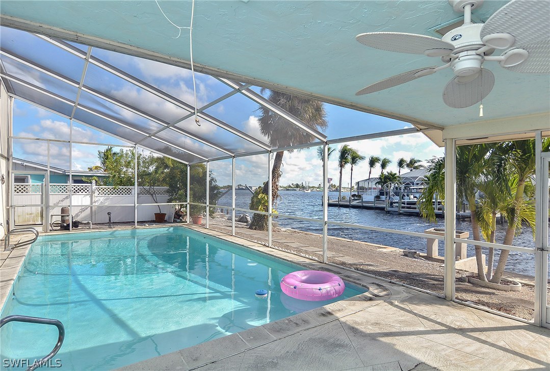 2591 Bridgeview Street Matlacha, FL 33993 - Photo 15 of 22 Gallery Image 15